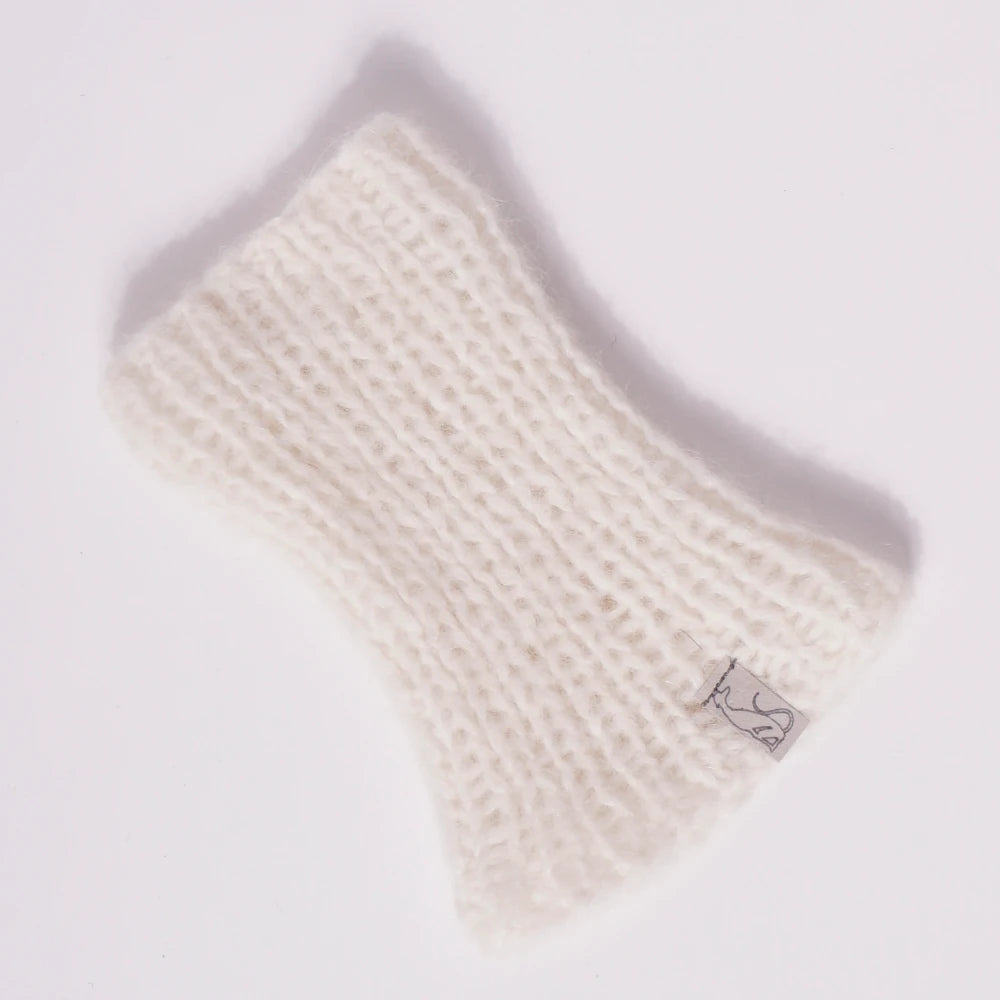 handgestrickter Schal Creme